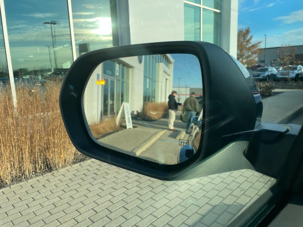 used 2025 Chevrolet Equinox car, priced at $25,871