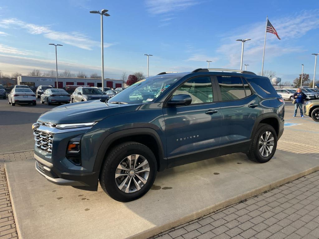 used 2025 Chevrolet Equinox car, priced at $25,871