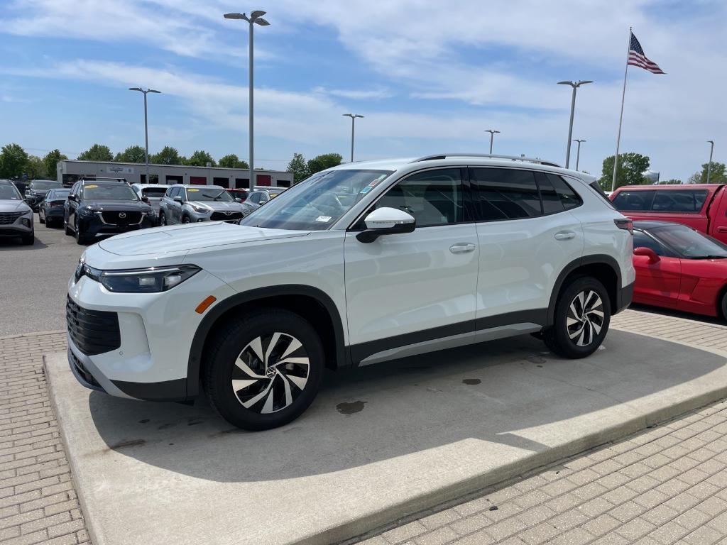 new 2026 Volkswagen Tiguan car, priced at $30,295