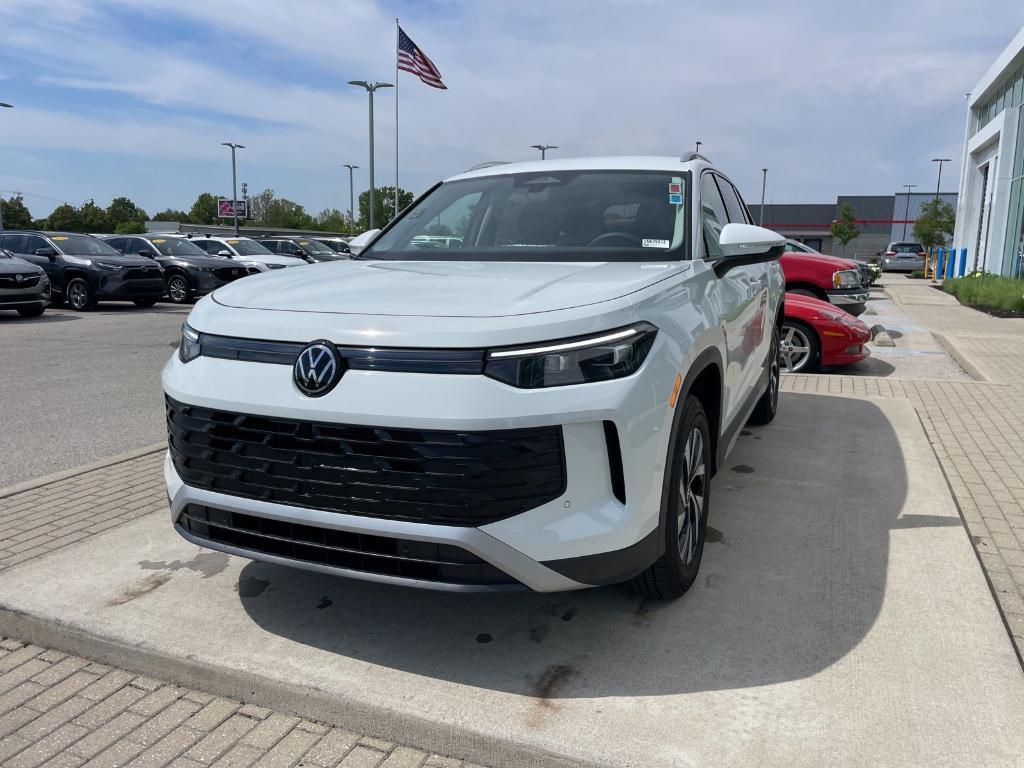 new 2026 Volkswagen Tiguan car, priced at $30,295