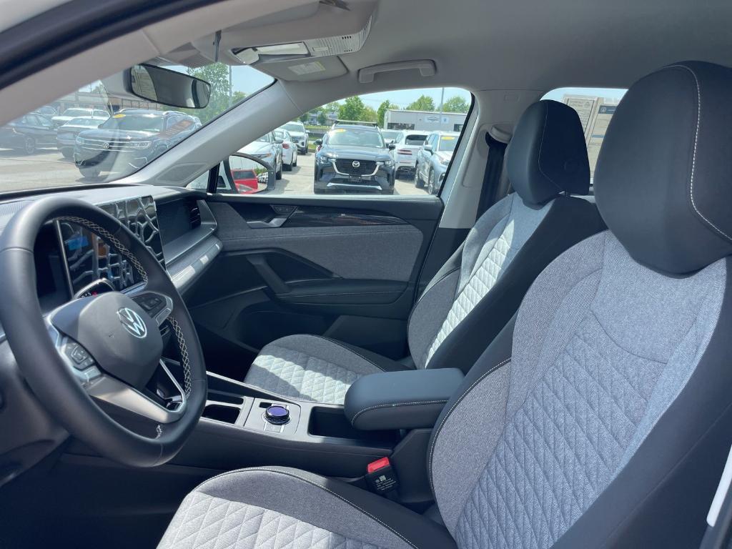 new 2026 Volkswagen Tiguan car, priced at $30,295