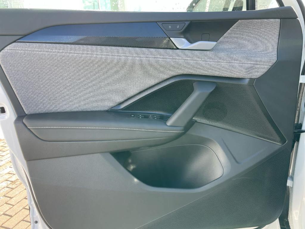 new 2026 Volkswagen Tiguan car, priced at $31,795