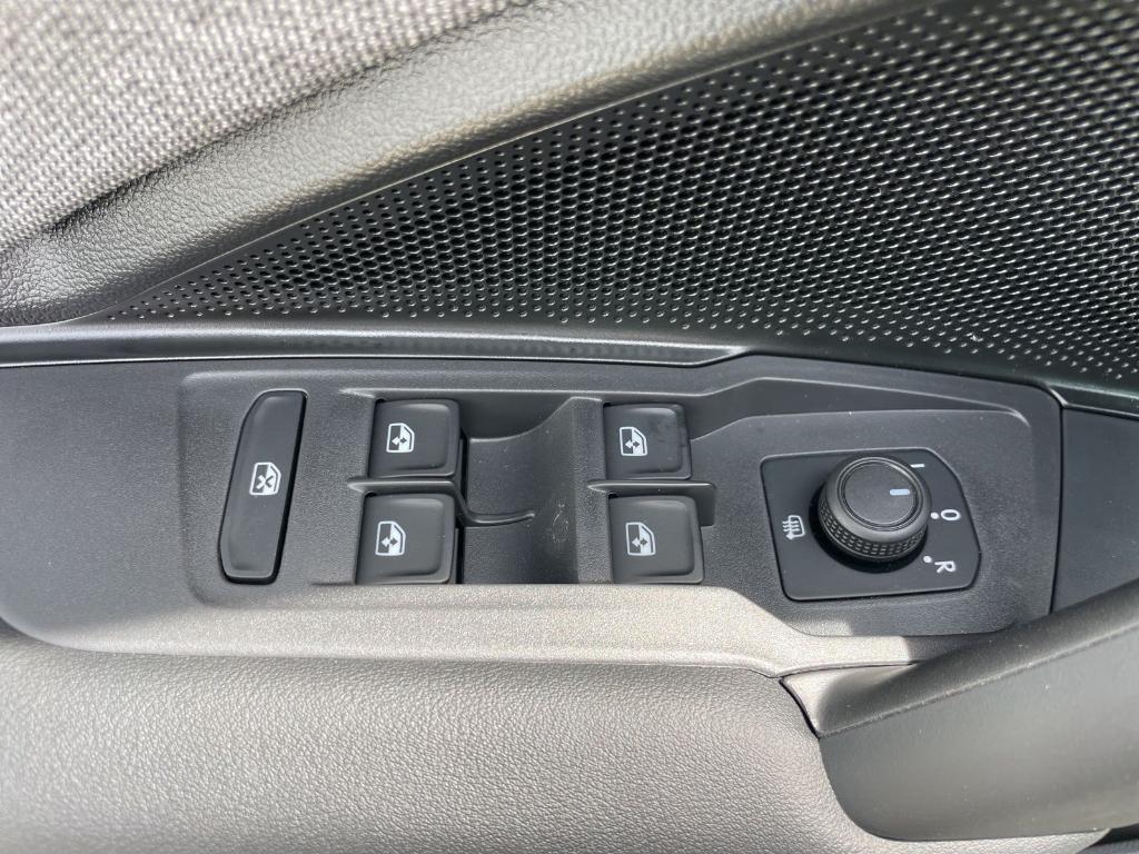 new 2026 Volkswagen Tiguan car, priced at $30,295