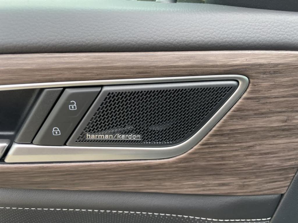 new 2026 Volkswagen Atlas car, priced at $53,242