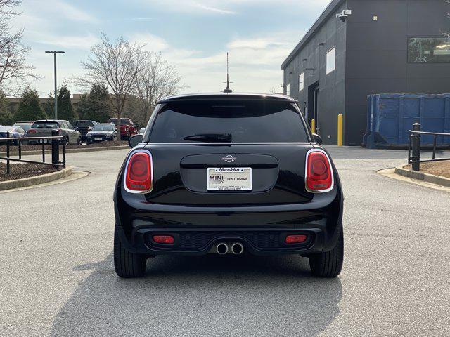 used 2021 MINI Hardtop car, priced at $20,988
