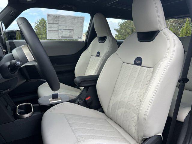 used 2025 MINI Hardtop car, priced at $32,988