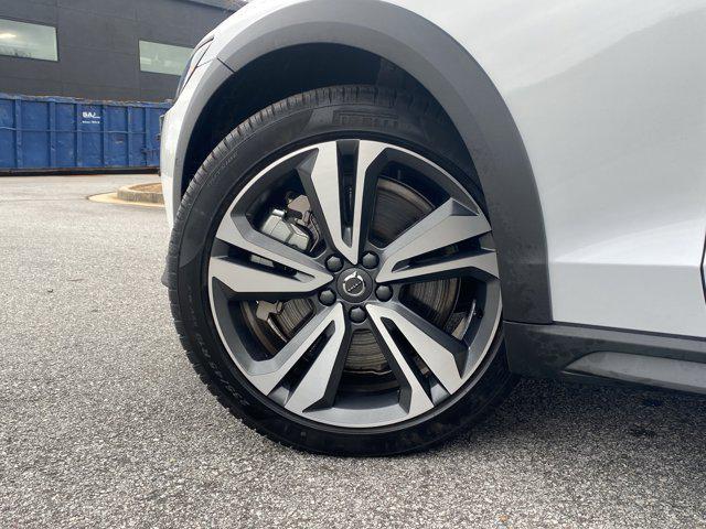used 2025 Volvo V60 Cross Country car, priced at $37,912