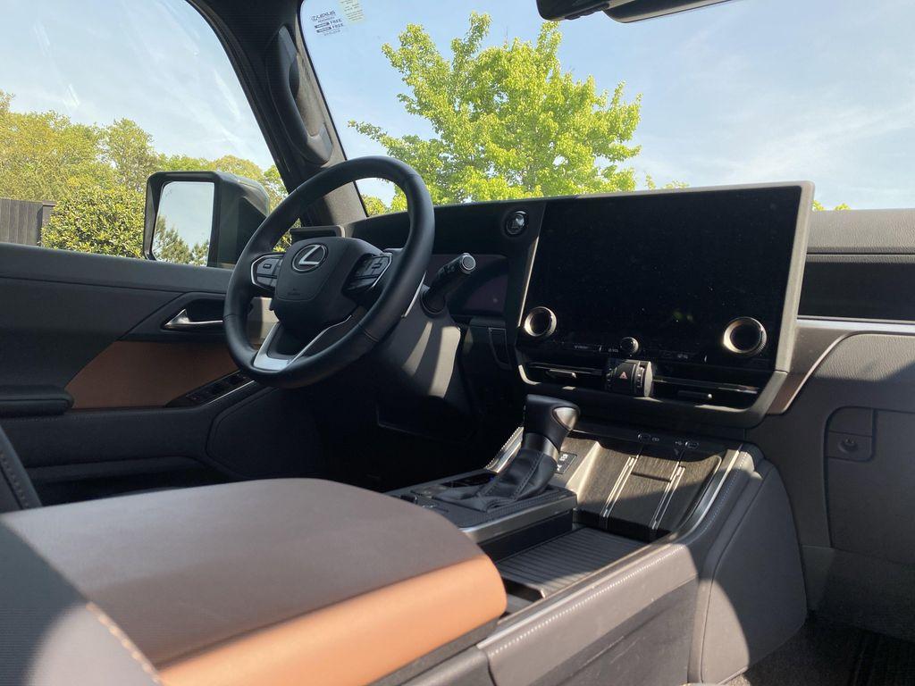 used 2025 Lexus GX 550 car, priced at $100,937