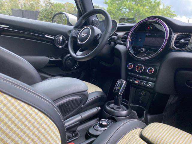 used 2023 MINI Hardtop car, priced at $27,988