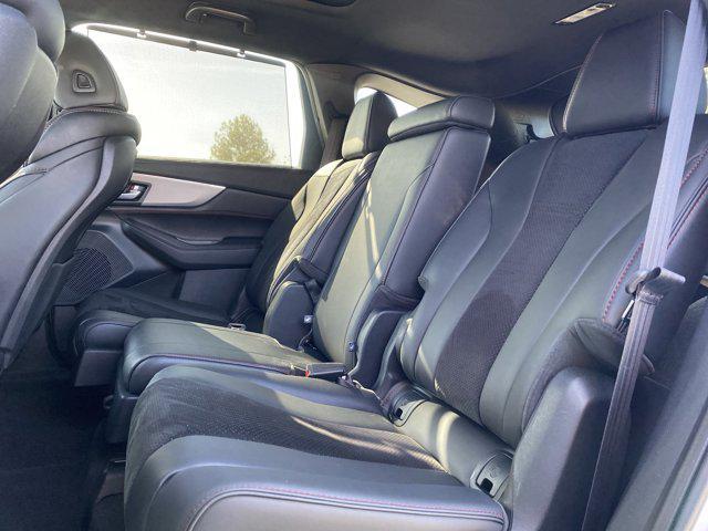 used 2024 Acura MDX car, priced at $44,988