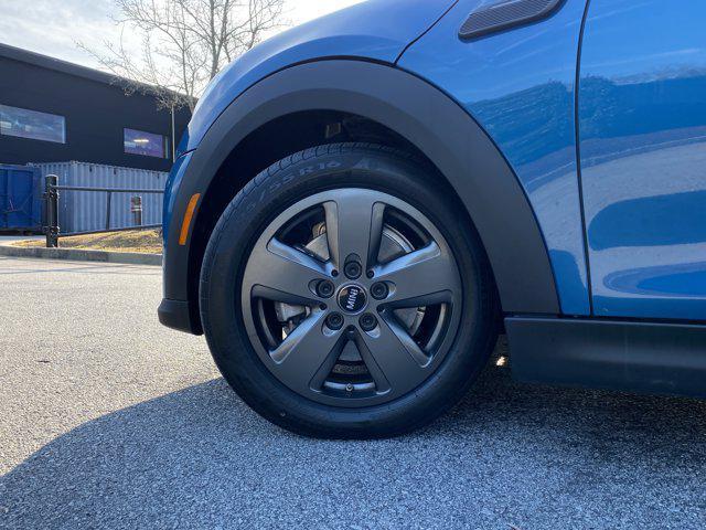 used 2023 MINI Hardtop car, priced at $23,988