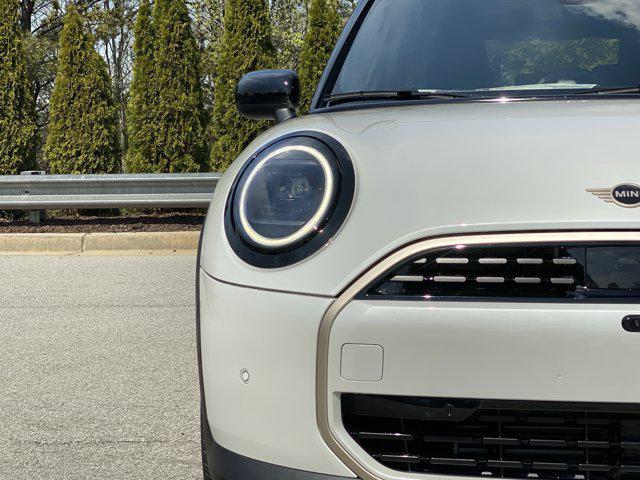 new 2026 MINI Hardtop car, priced at $40,690