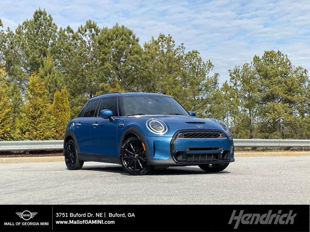 used 2022 MINI Hardtop car, priced at $23,988