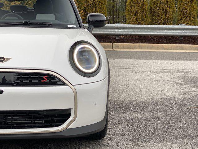 new 2026 MINI Hardtop car, priced at $40,690