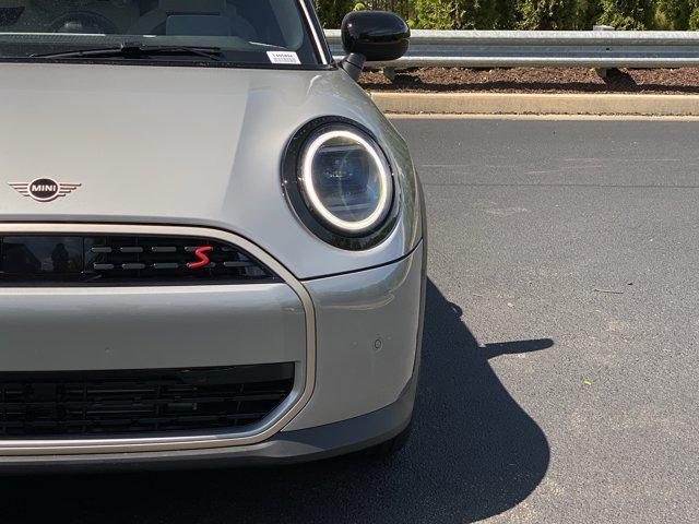 new 2026 MINI Hardtop car, priced at $38,390