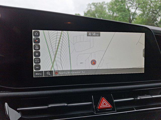 new 2025 Kia Niro car, priced at $32,180