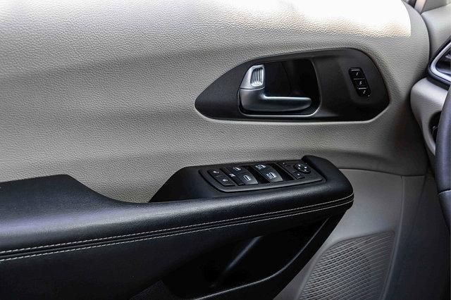used 2023 Chrysler Pacifica car, priced at $25,693