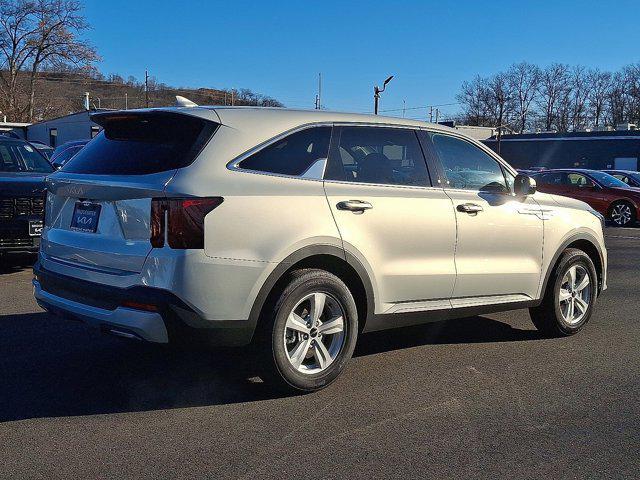 new 2026 Kia Sorento car, priced at $33,870