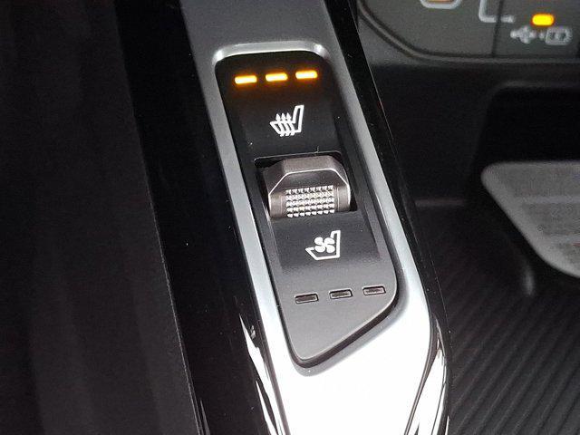 new 2026 Kia Sorento Hybrid car, priced at $48,870