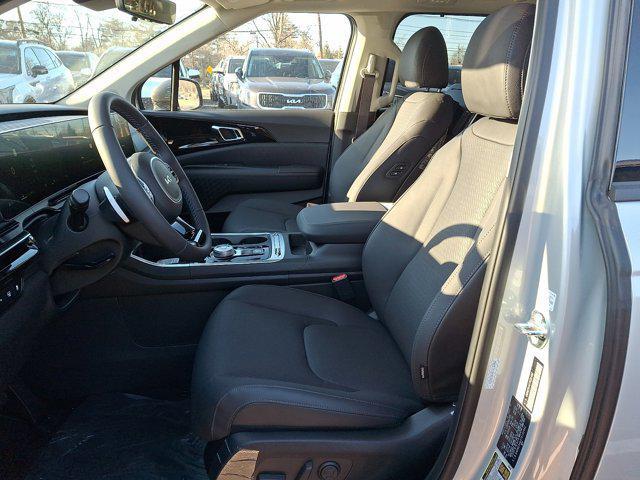 new 2026 Kia Carnival Hybrid car, priced at $57,865