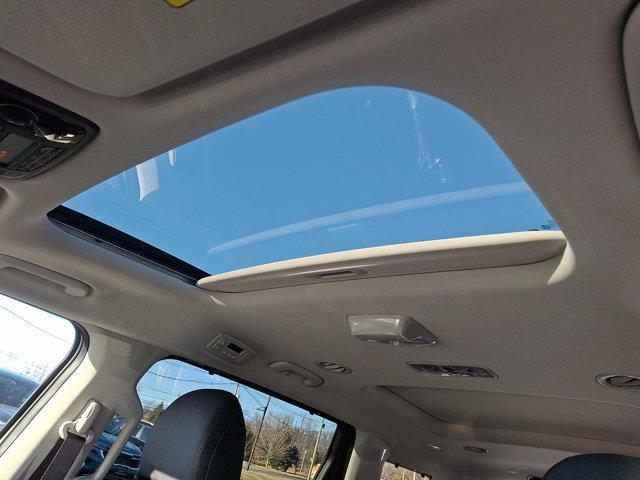 new 2026 Kia Carnival Hybrid car, priced at $57,865