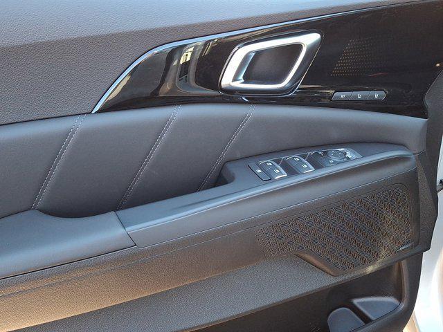 new 2026 Kia Carnival Hybrid car, priced at $57,865