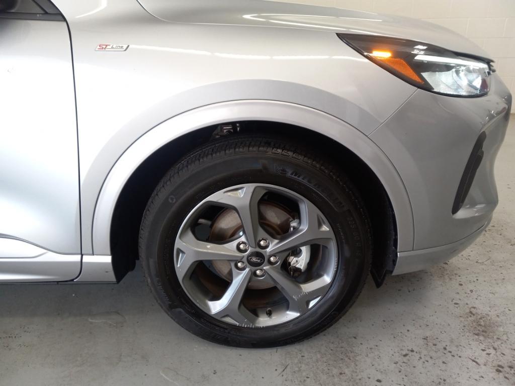 used 2024 Ford Escape car, priced at $20,618