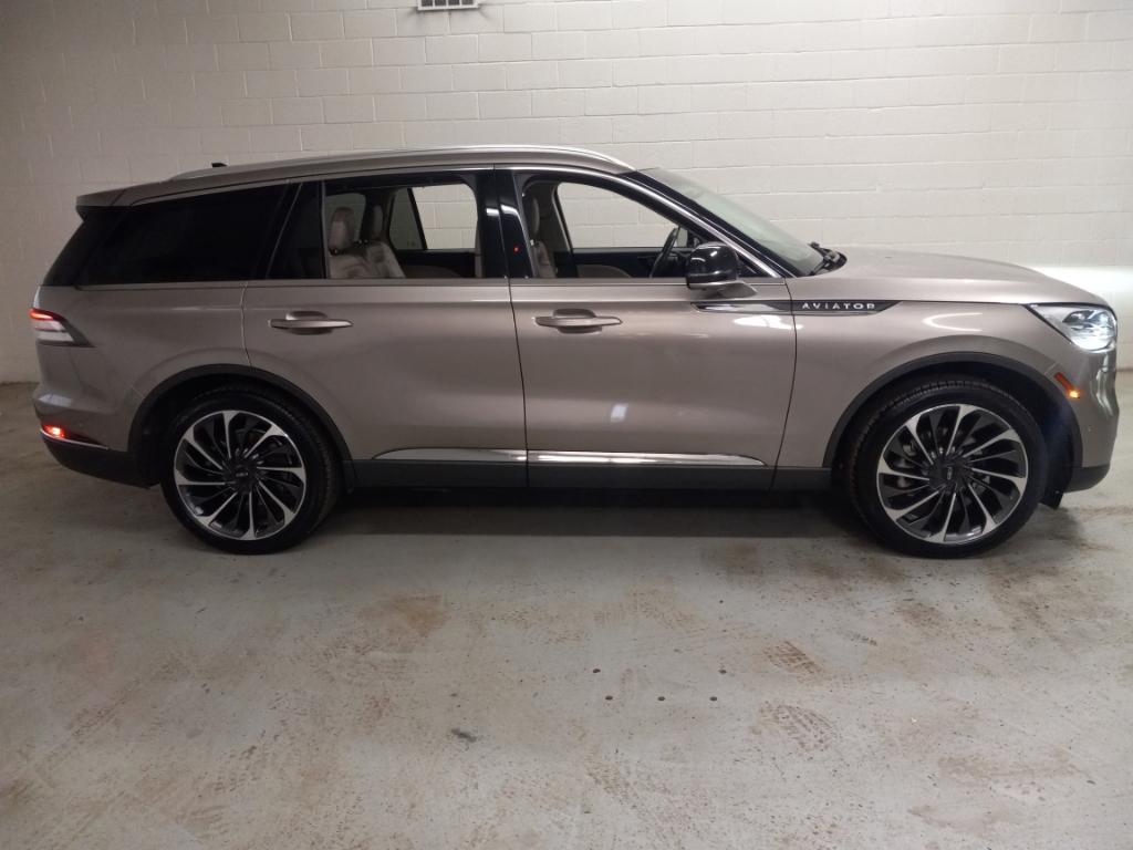 used 2021 Lincoln Aviator car, priced at $33,500