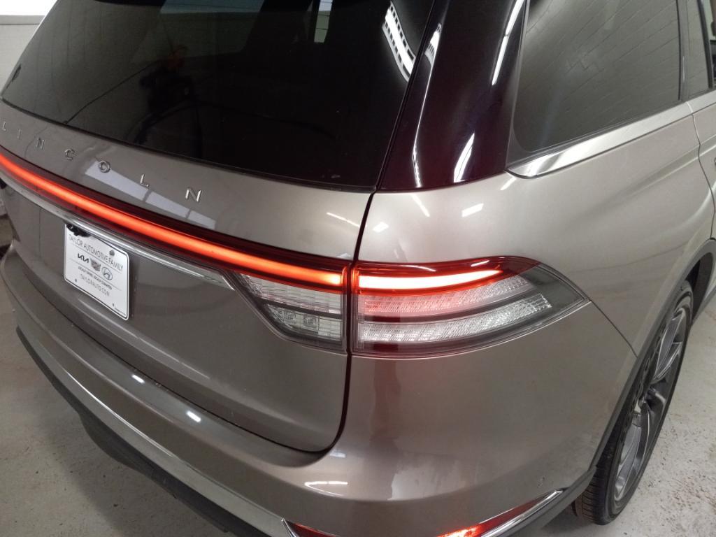 used 2021 Lincoln Aviator car, priced at $33,500
