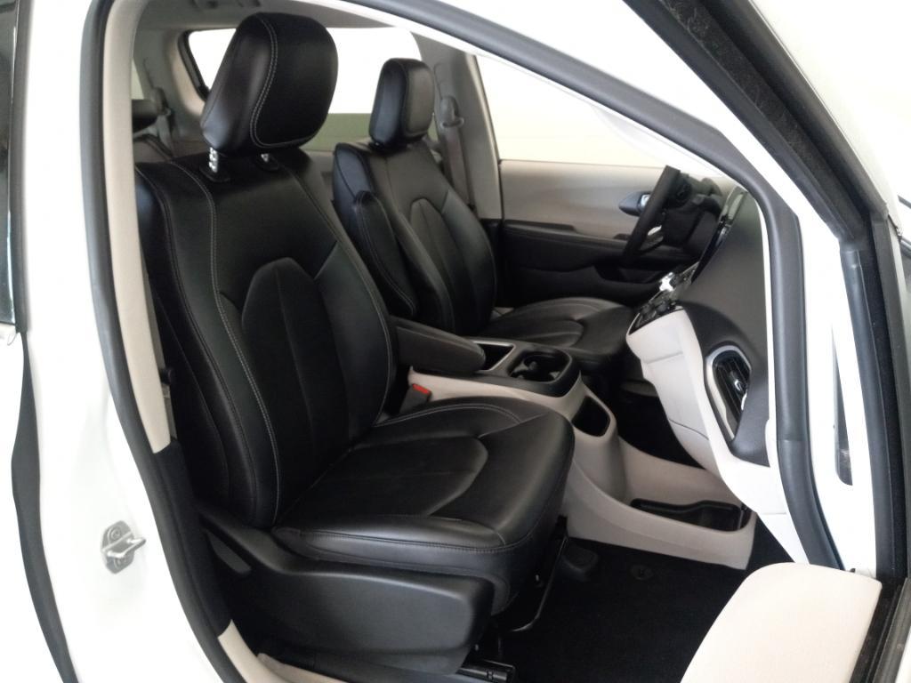 used 2024 Chrysler Pacifica car, priced at $25,500