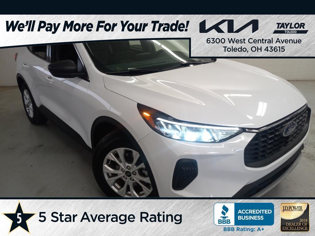 used 2024 Ford Escape car, priced at $20,172