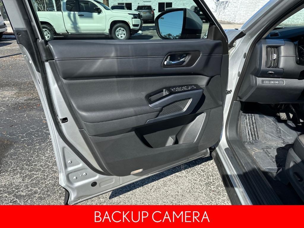 used 2022 Nissan Pathfinder car