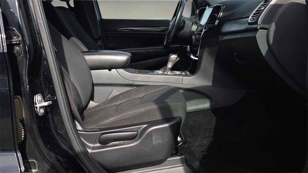 used 2019 Jeep Grand Cherokee car, priced at $17,997