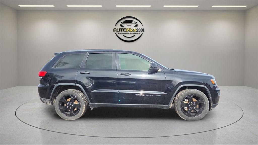 used 2019 Jeep Grand Cherokee car, priced at $17,997