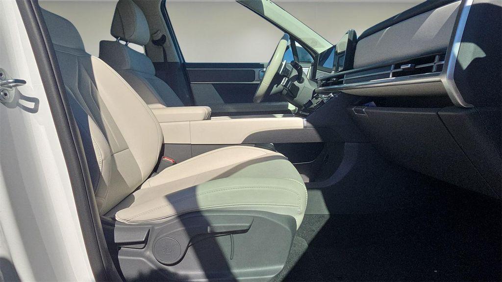 used 2025 Hyundai Santa Fe car, priced at $29,234