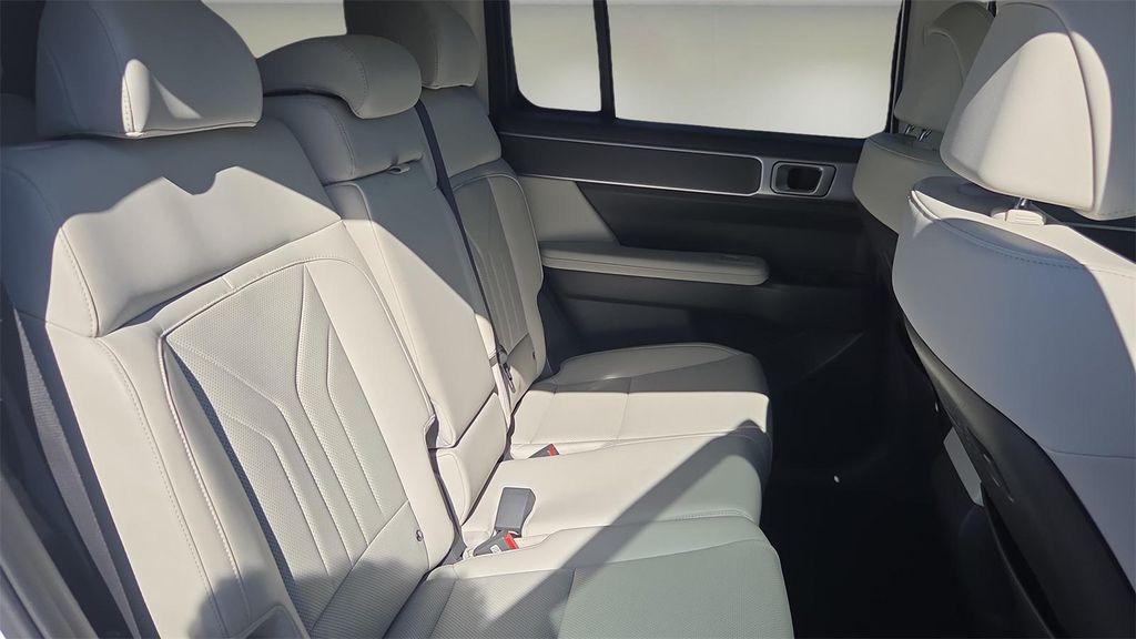 used 2025 Hyundai Santa Fe car, priced at $29,234