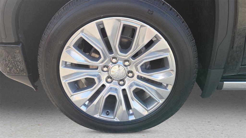 used 2022 GMC Sierra 1500 car, priced at $38,987