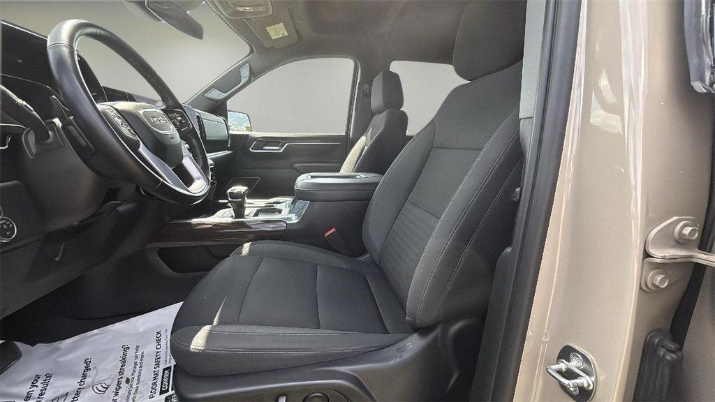 used 2022 GMC Sierra 1500 car, priced at $44,995