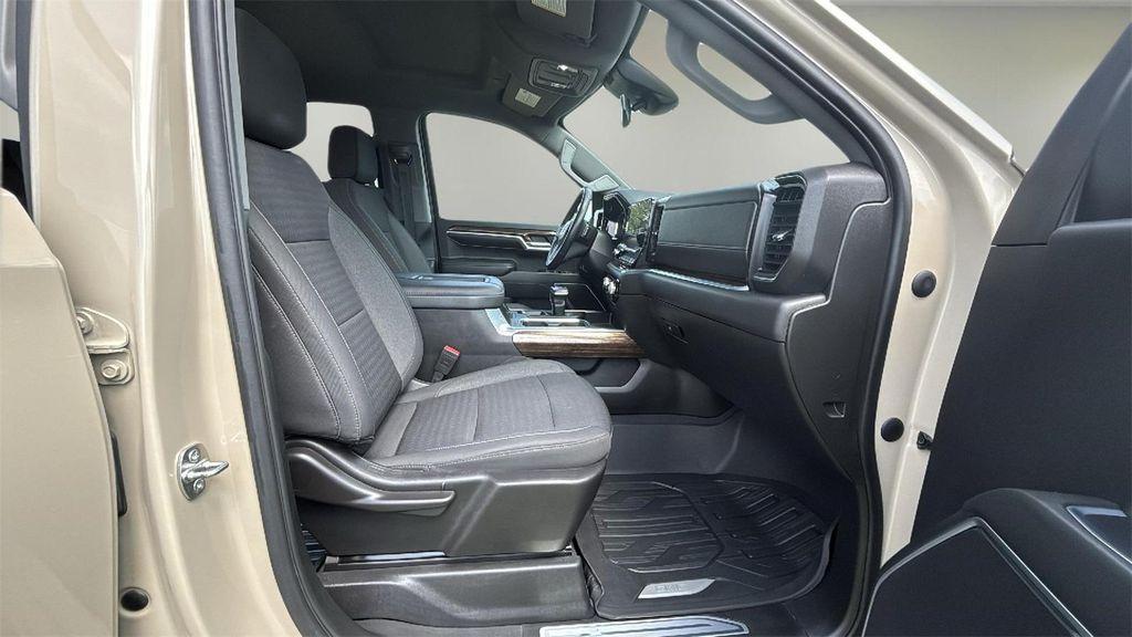 used 2022 GMC Sierra 1500 car, priced at $44,995