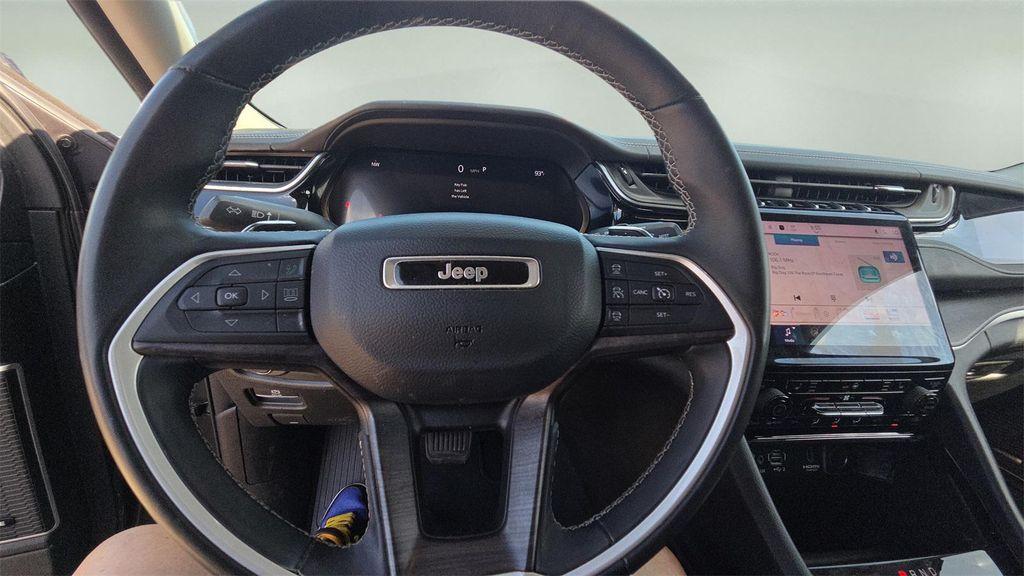 used 2022 Jeep Grand Cherokee car, priced at $25,228