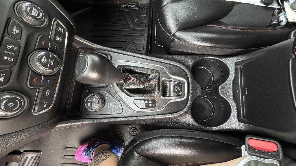 used 2020 Jeep Cherokee car, priced at $22,939