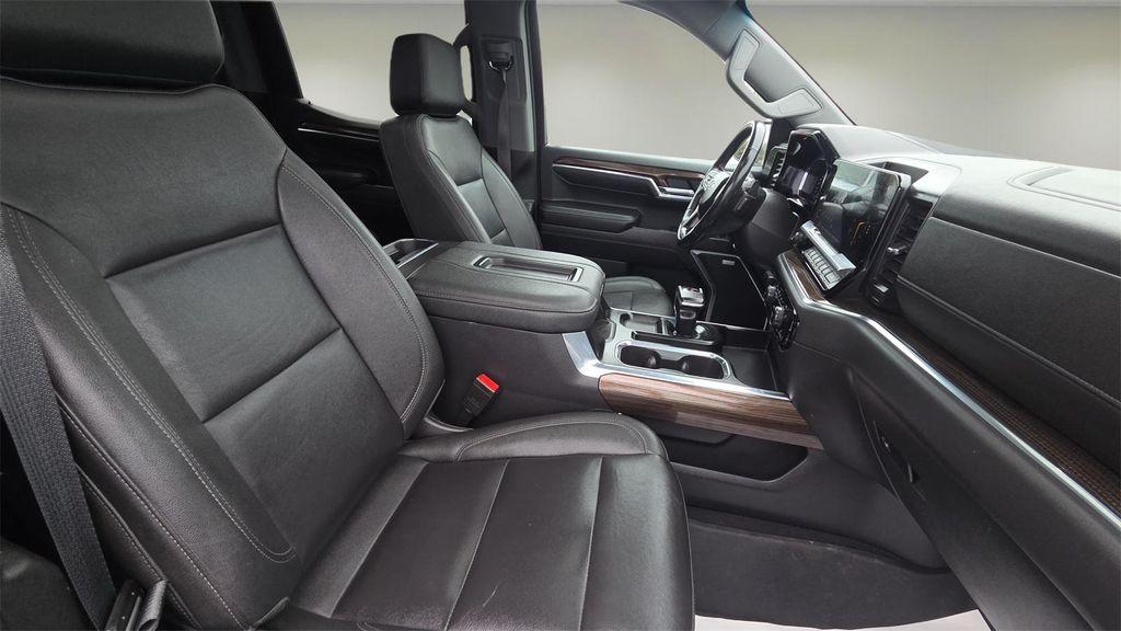 used 2022 Chevrolet Silverado 1500 car, priced at $45,476