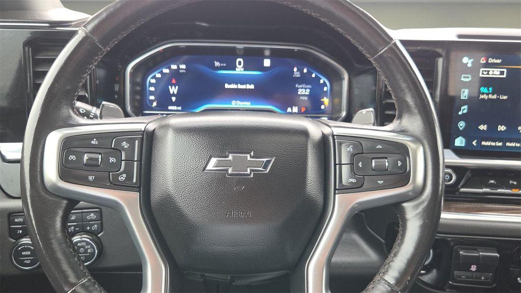 used 2022 Chevrolet Silverado 1500 car, priced at $45,476