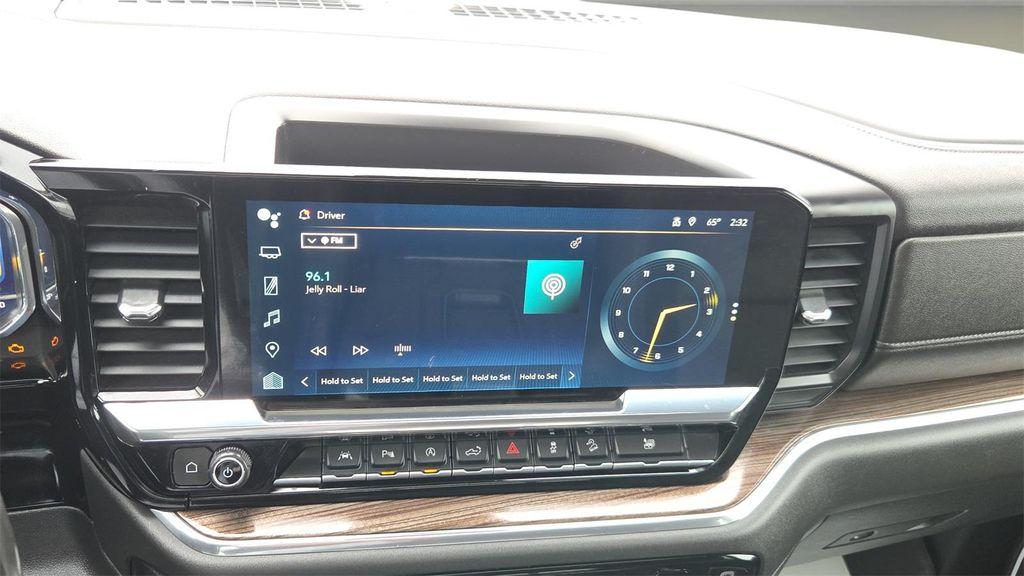 used 2022 Chevrolet Silverado 1500 car, priced at $45,476