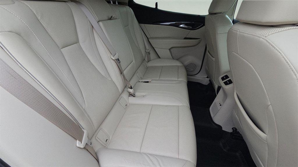 used 2021 Buick Envision car, priced at $22,998