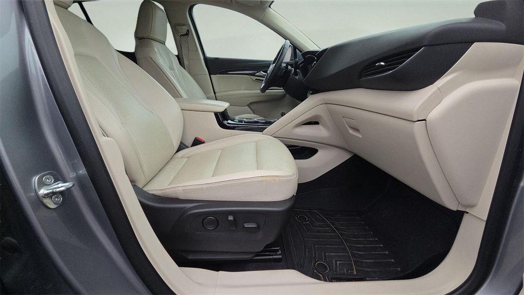 used 2021 Buick Envision car, priced at $22,998