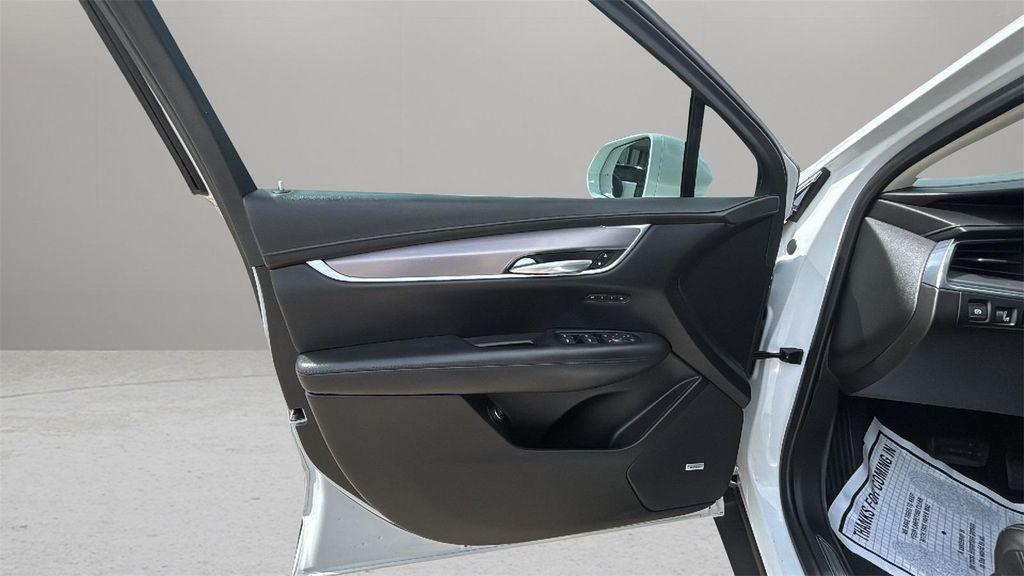 used 2019 Cadillac XT5 car, priced at $17,907