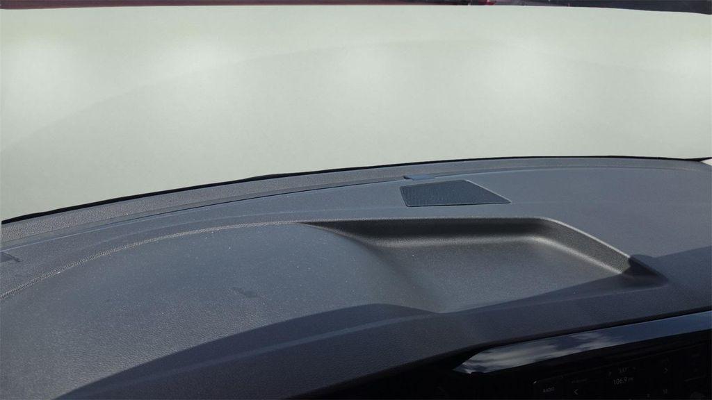 used 2022 Volkswagen Taos car