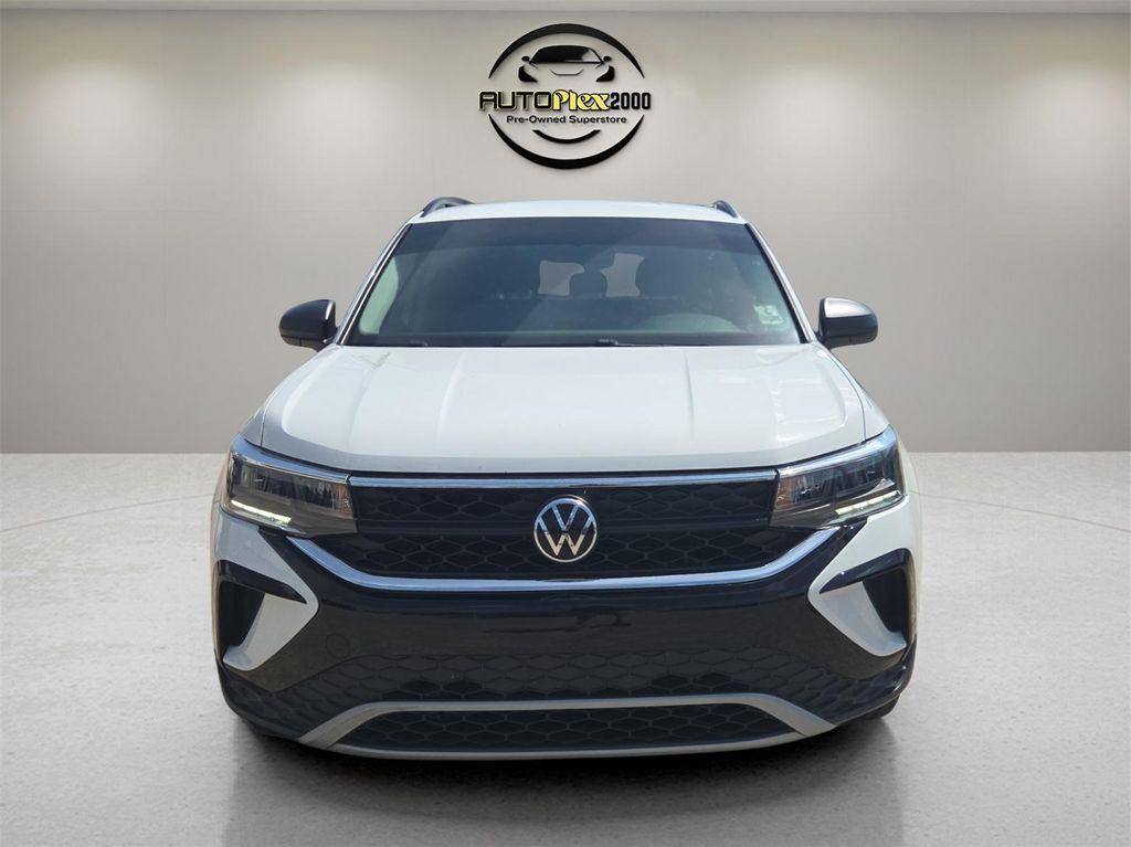used 2022 Volkswagen Taos car