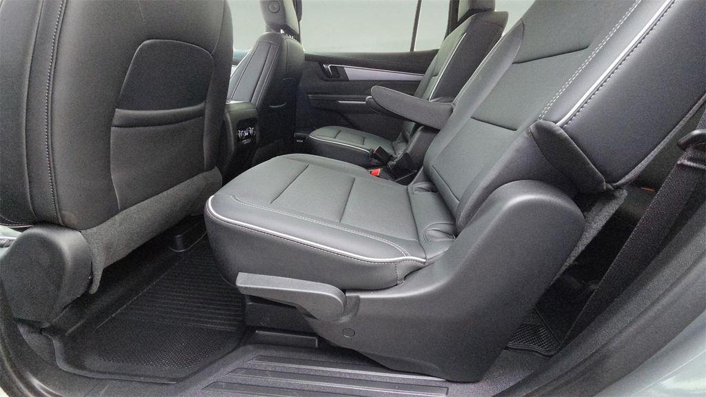 used 2025 Buick Enclave car, priced at $39,807